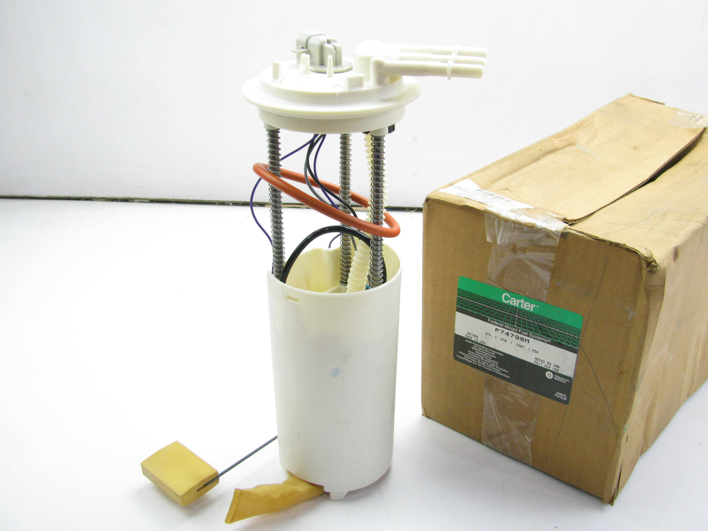 Carter P74798M Electric Fuel Pump Module For 1998-1999 P30 P3500 School Bus