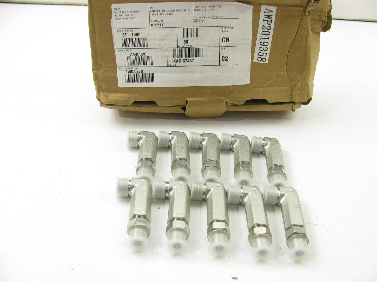 (10) NEW GENUINE OEM For CAT  8T-1905 Hydraulic Elbow Fittings