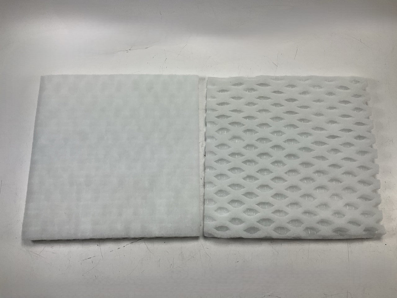 CFM Global PPW2020-30 20''x20'' Paint Pocket Arrestor Pads (30 / Pack)
