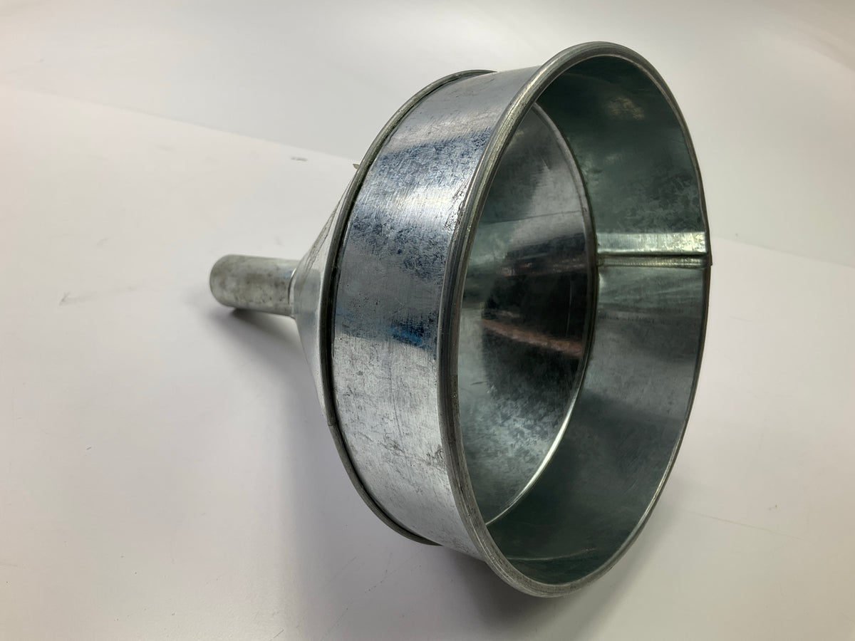 Champ 9-802 - 2 Quarts Heavy-Duty Galvanized Steel Funnel