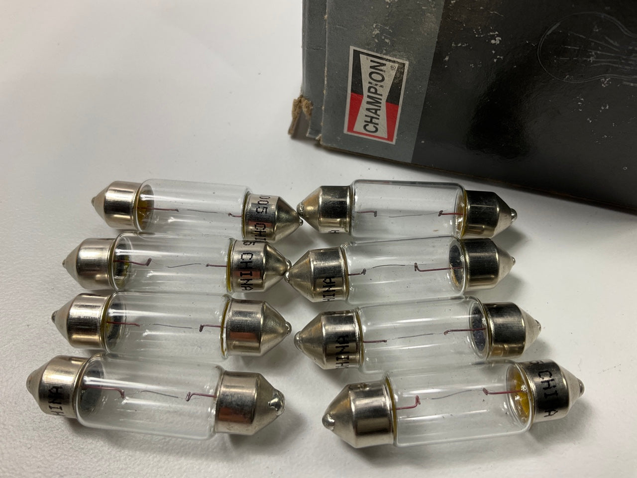 (8) Champion 11005 Minature Light Bulbs - SV8.5 13V 5 Watt