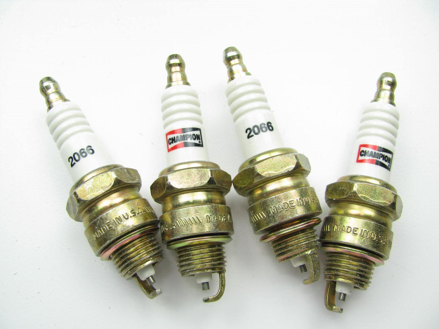 (4) Champion 2066 Spark Plugs