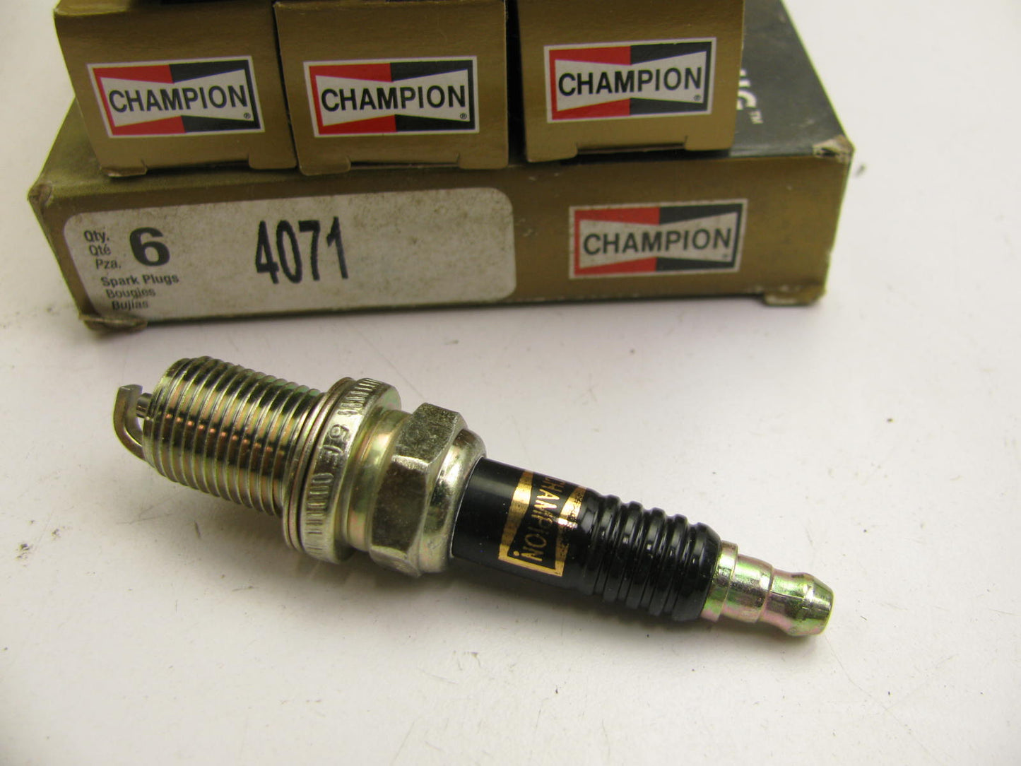 (6) Champion 4071 Spark Plugs