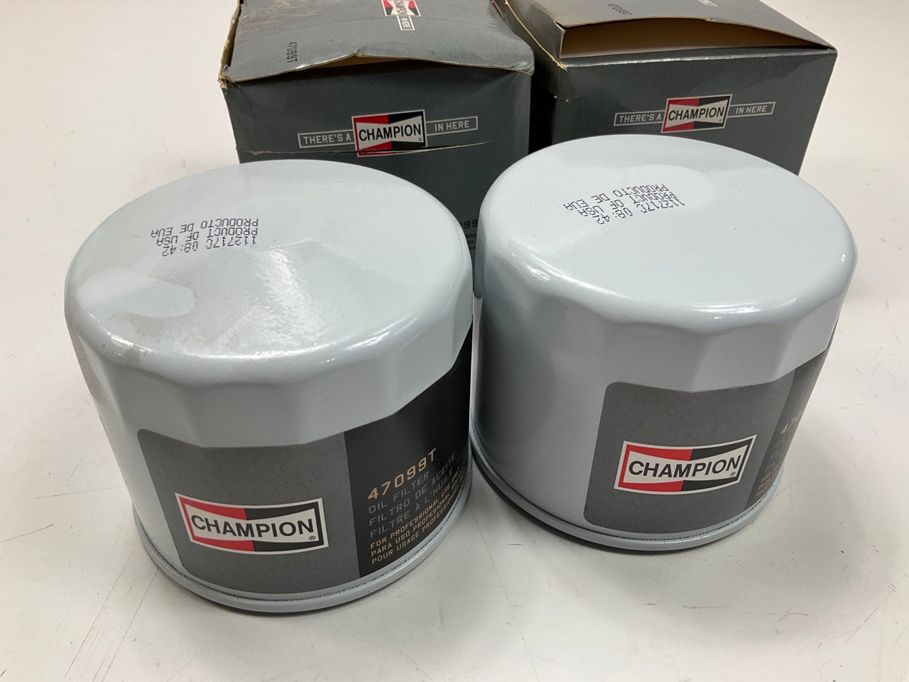 (2) Champion 47099T Engine Oil Filter