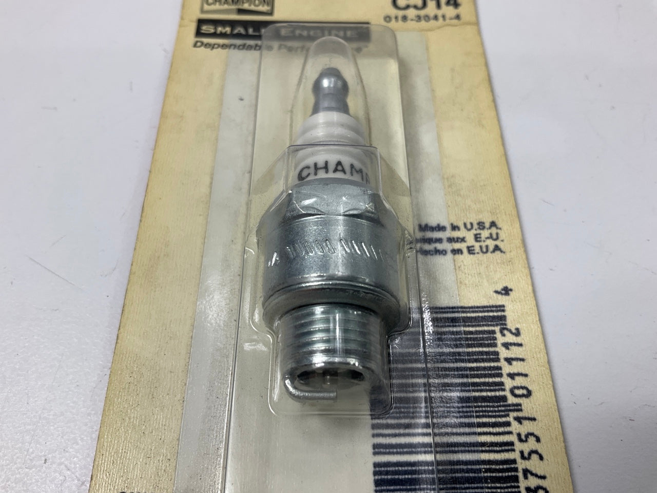 Champion 846-1 Small Engine Spark Plug CJ14