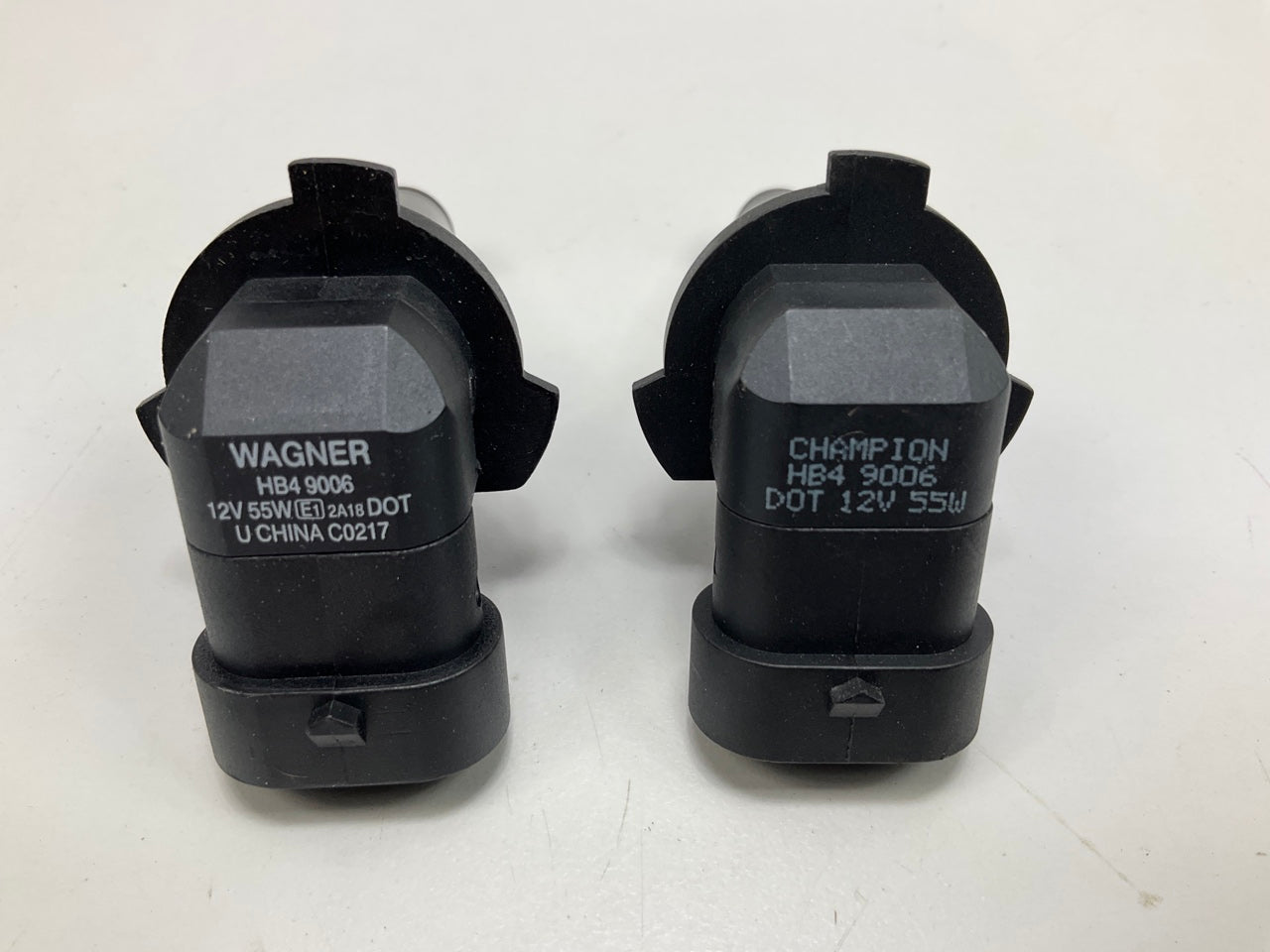 (2) Champion 9006 Headlight Headlamp Lamp Light Bulbs