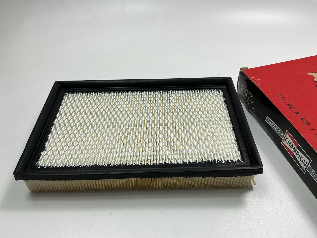Champion CAP10192 Engine Air Filter For 2006-2010 Chrysler PT Cruiser 2.4l-L4