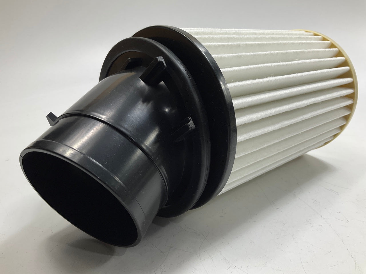 Champion CAR7600 Engine Air Filter