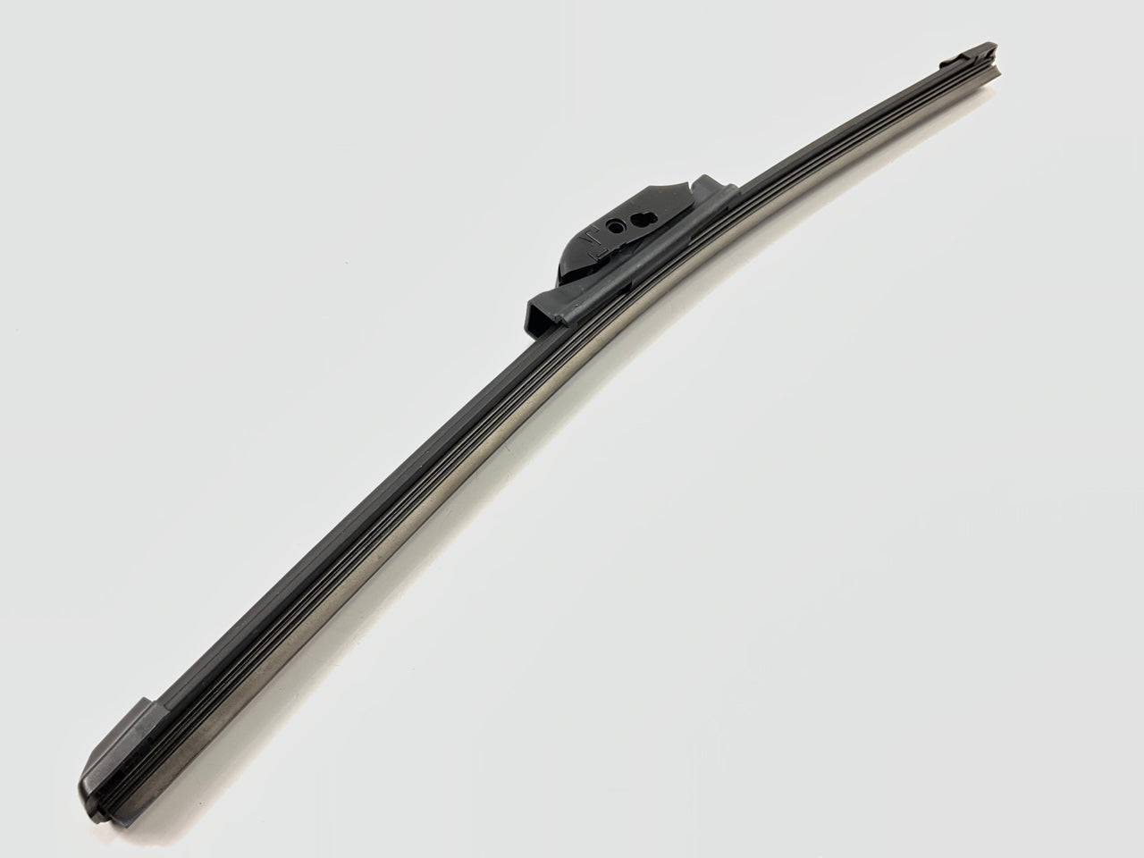 Champion CH-14-M Beam Windshield Wiper Blade, 14''