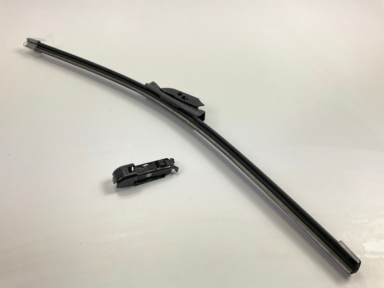 Champion CH-21-M Beam Windshield Wiper Blade, 21''