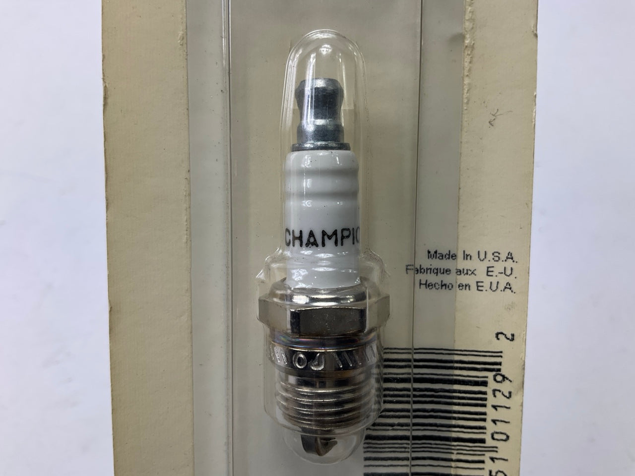 (2) Champion 855 DJ7Y Spark Plug For Small Engines (RDJ7Y, BPM6F, 855C)