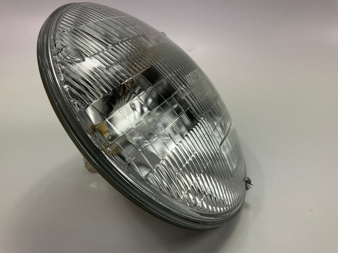Champion H6024 Sealed Beam Headlight Headlamp Bulb