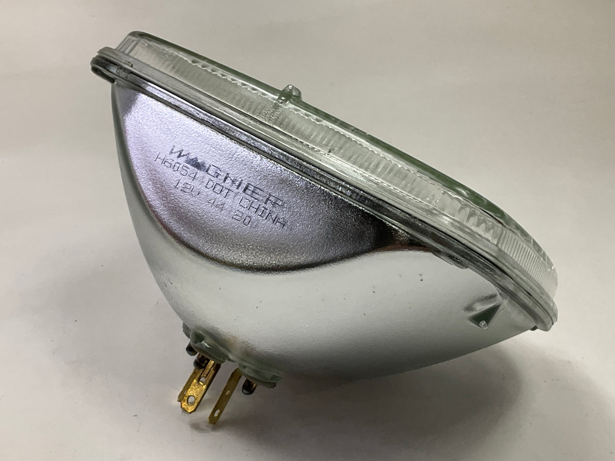 Champion H6054 Halogen Sealed Beam Headlamp Headlight Bulb