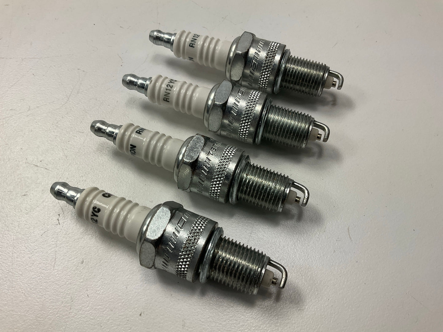 (4) Champion RN12YC Ignition Spark Plugs