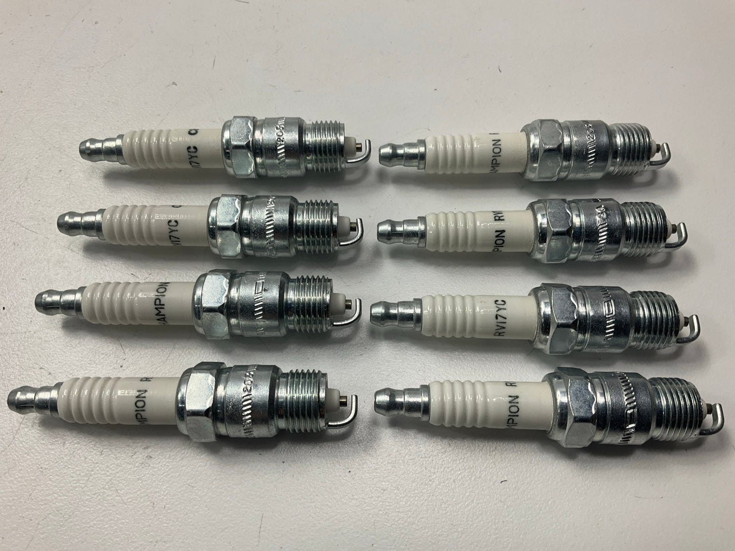 (8) New Champion RV17YC Engine Ignition Spark Plug Set