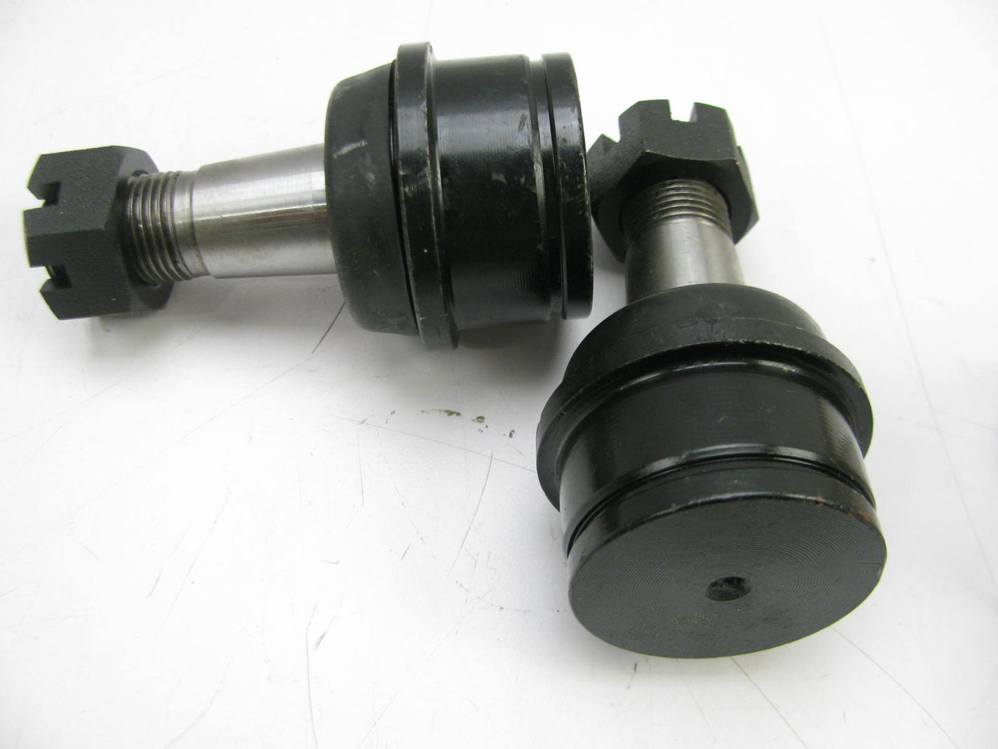 (2) Chassis 500 K8431 Suspension Ball Joint, Front Lower