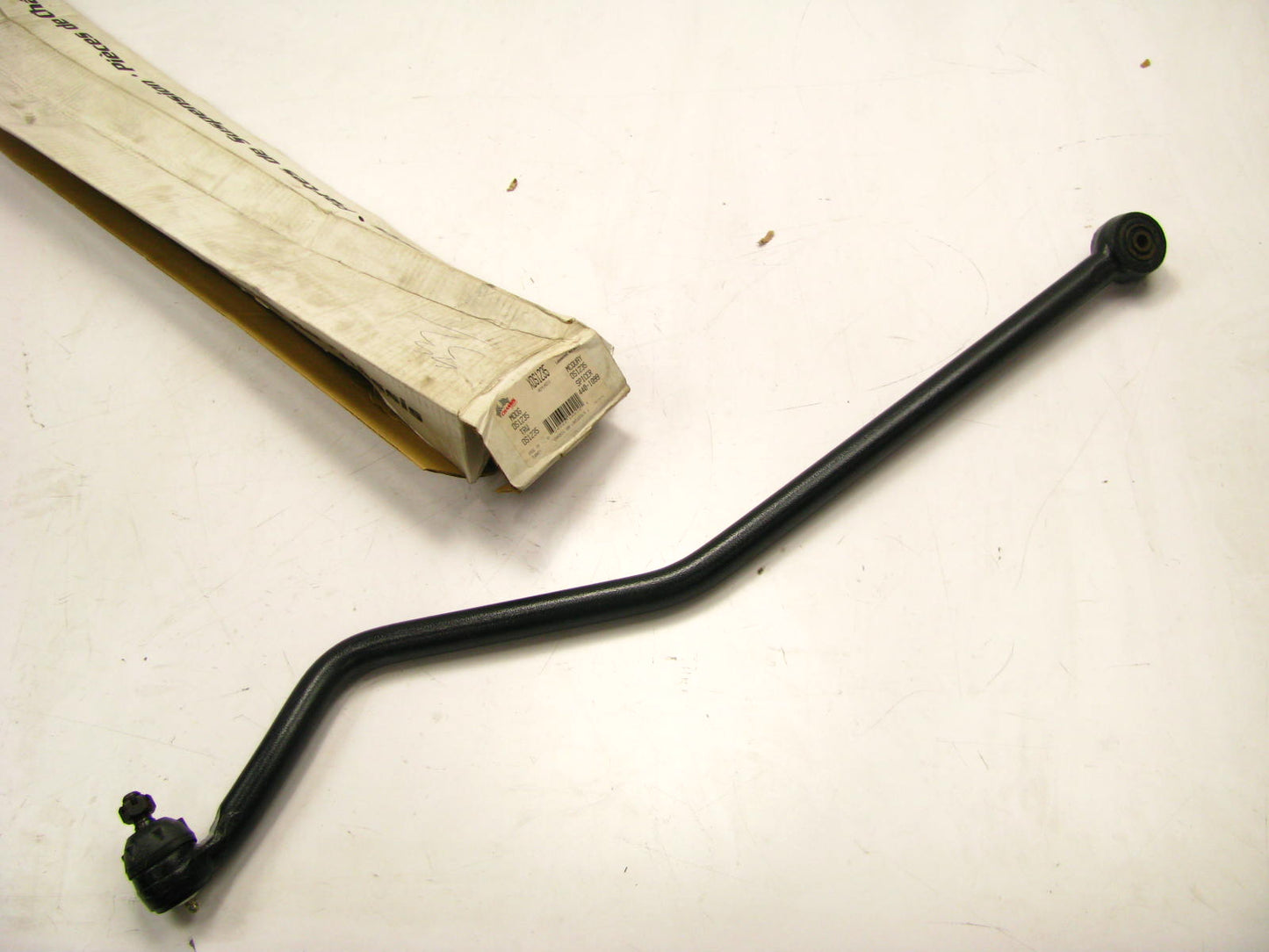 Chassis 500 XDS1235 Fornt Suspension Track Bar