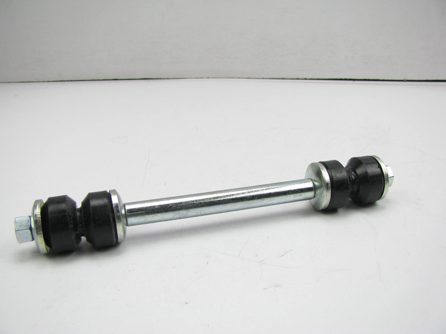 Chassis 500 XK6428 Suspension Stabilizer Sway Bar Link Kit - Front