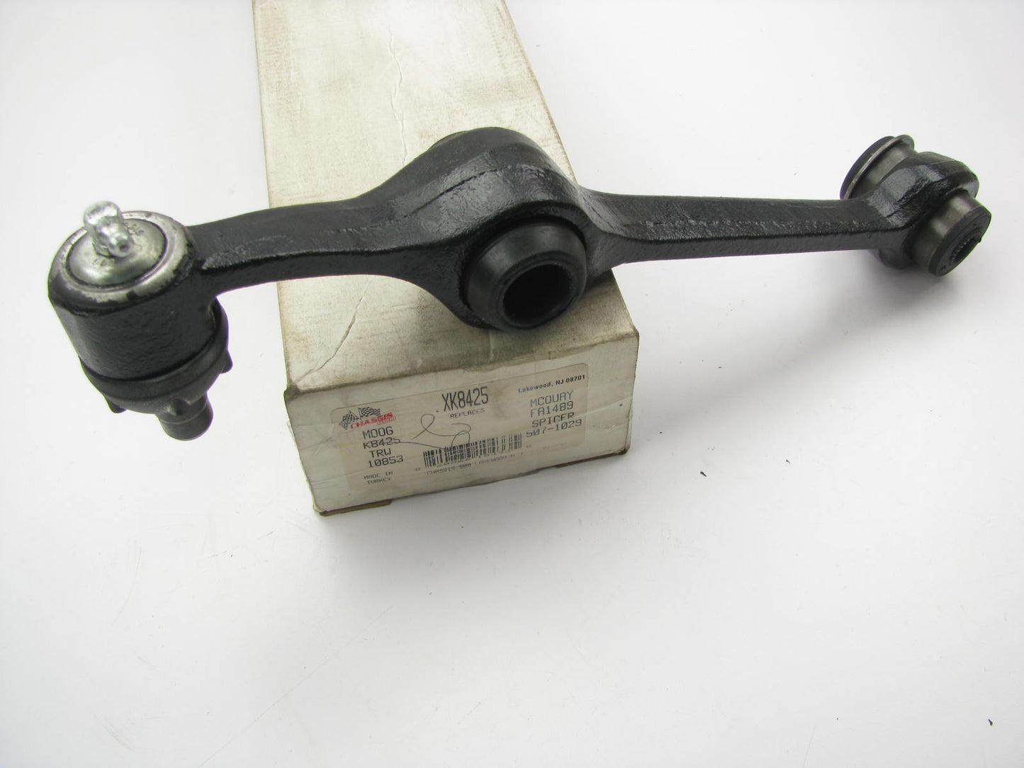 Chassis 500 XK8425 Control Arm And Ball Joint Assembly - Front Right Lower