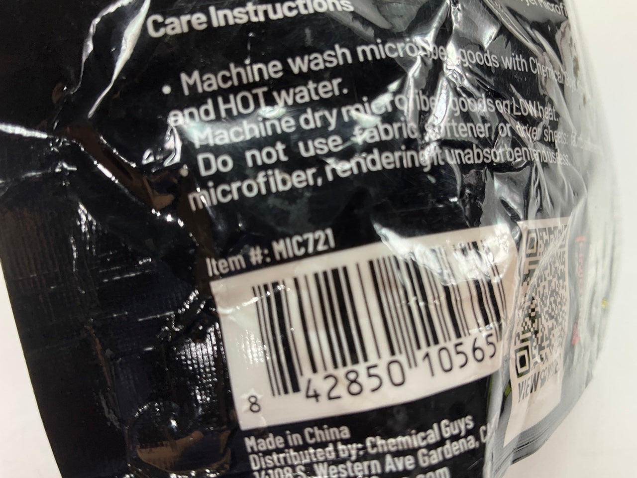 Chemical Guys MIC721 - Miracle Dryer PRO Microfiber Towel, Orange 36'' X 25''