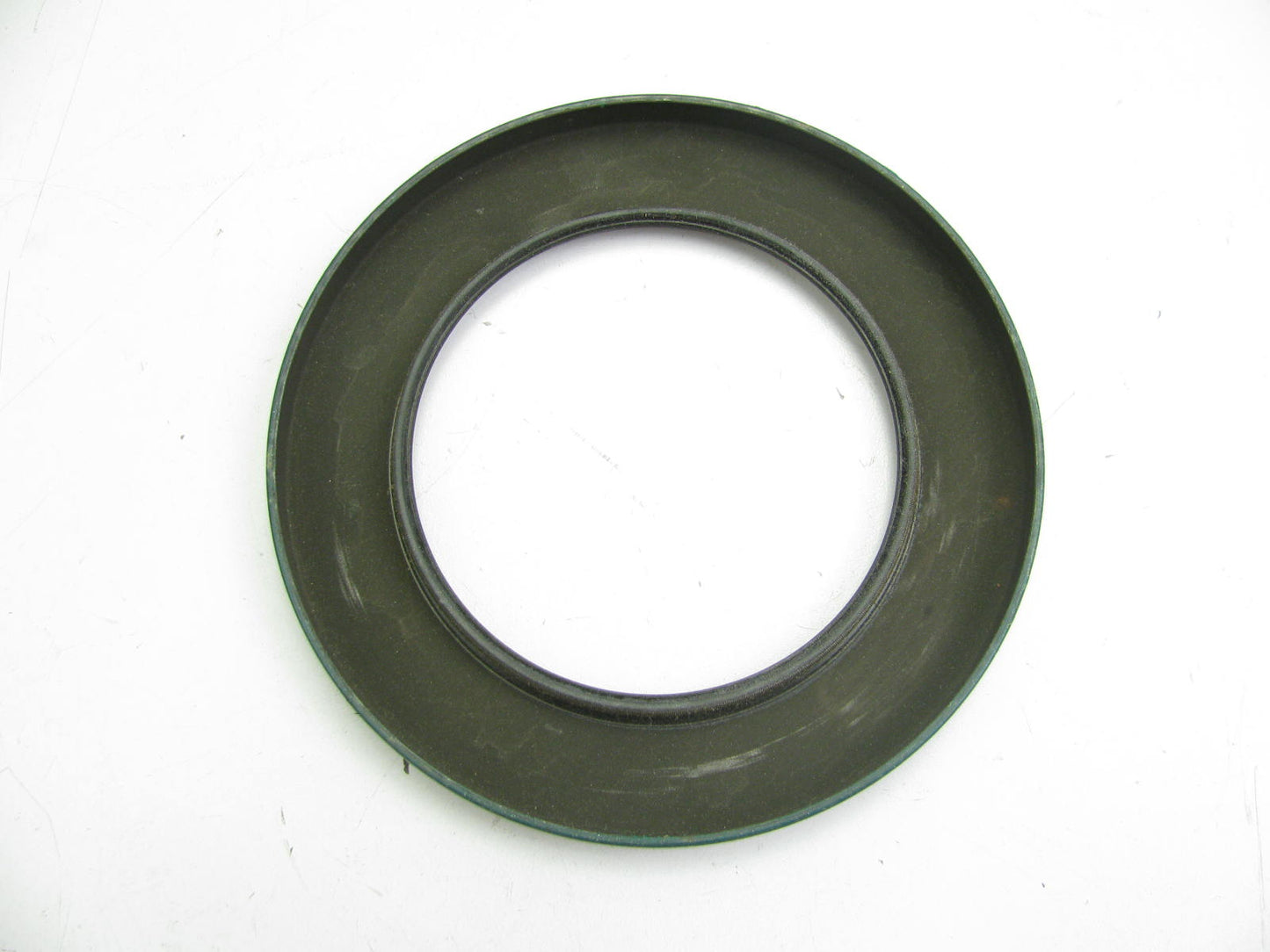 Chicago Rawhide 31551 Oil Seal - 4.921'' OD X 3.150'' ID X 0.472'' Wide