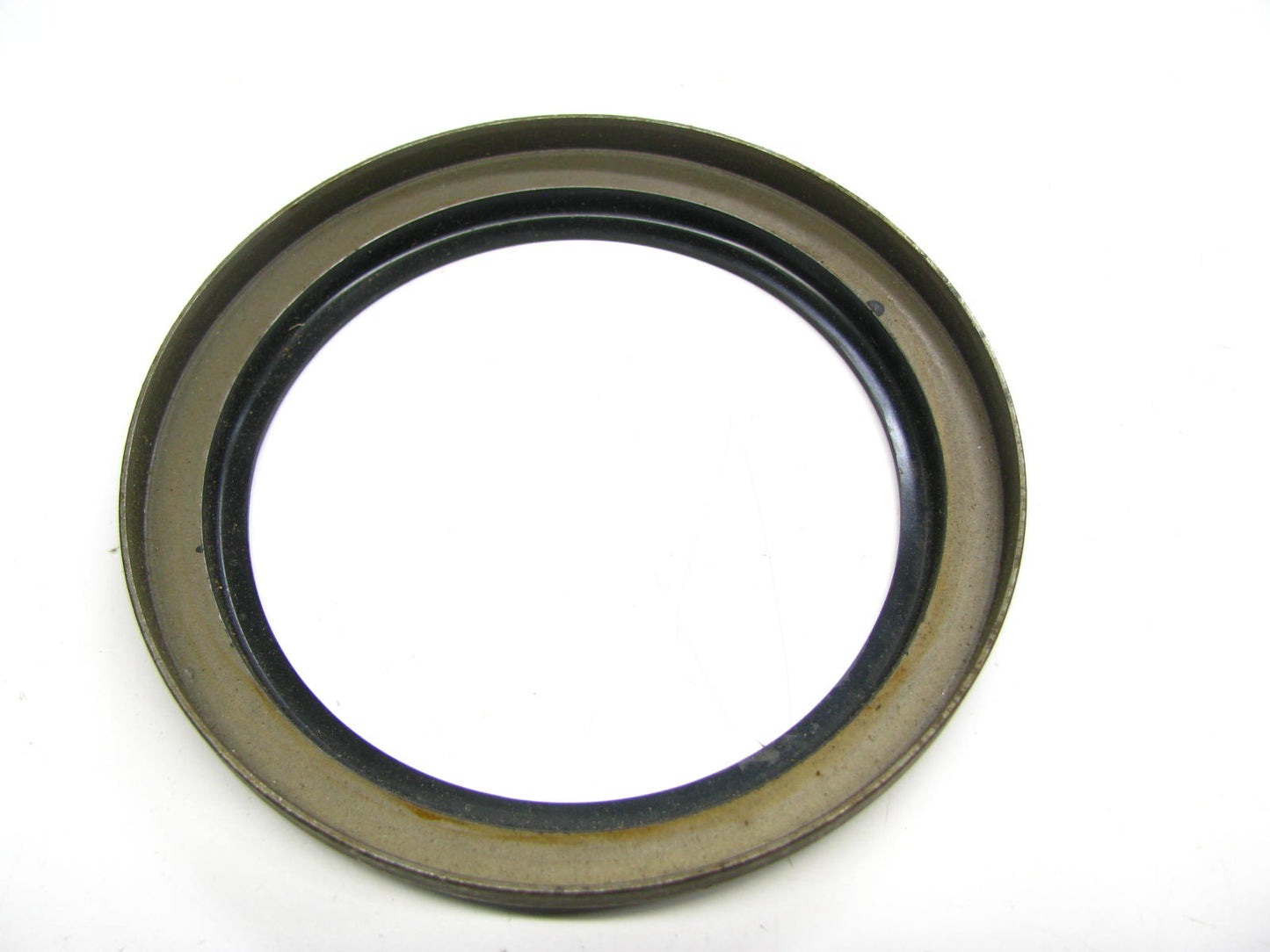 Chicago Rawhide SKF 34885 Wheel Seal