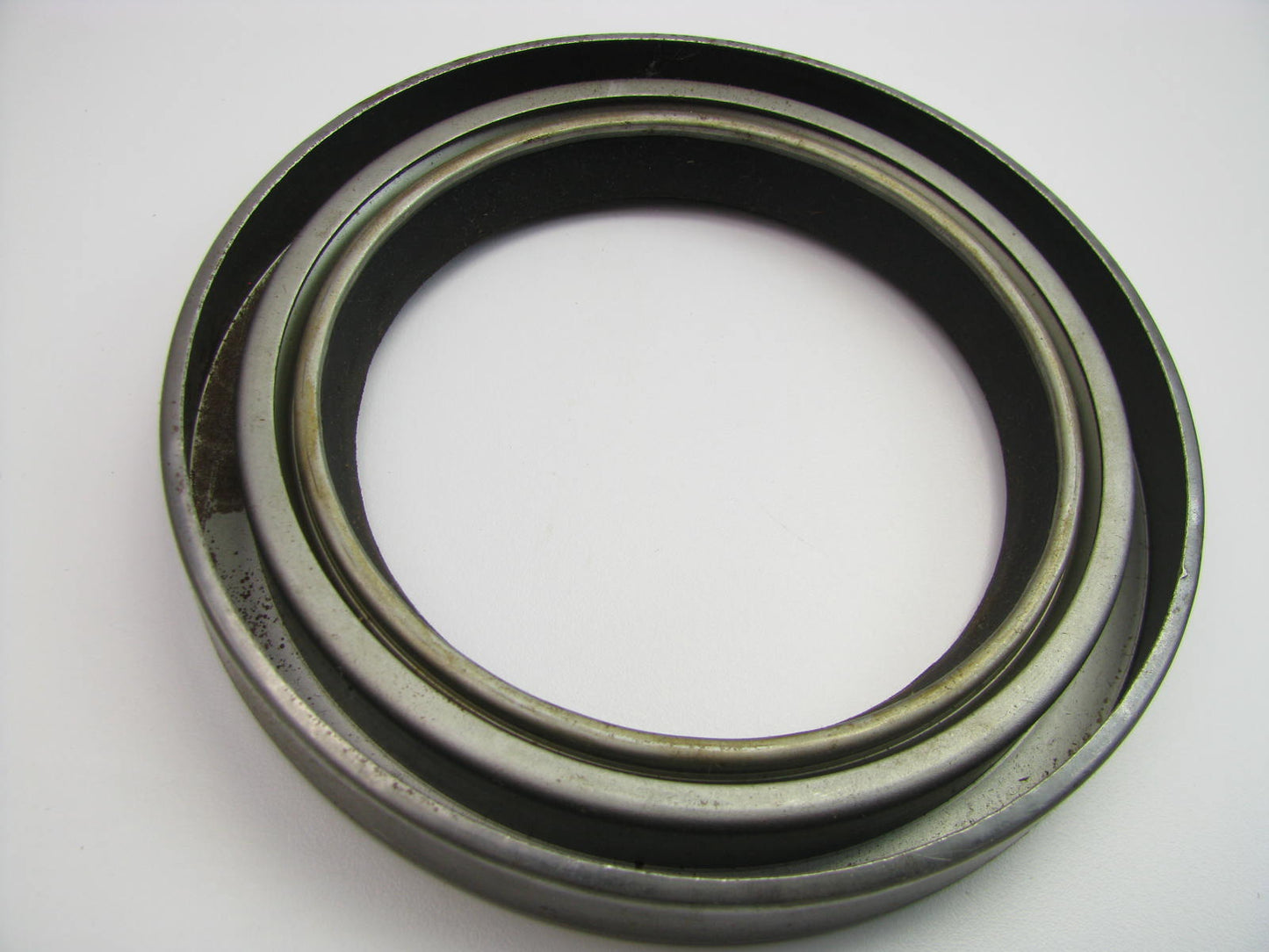 Chicago Rawhide 38778 Wheel Oil Seal - 5.695'' OD X 3.880'' ID X 0.500'' Wide