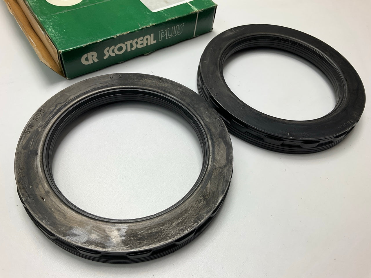 (2) Chicago Rawhide 40088 Wheel Seals - 5.632'' OD X 4.000'' ID X 0.605'' Wide