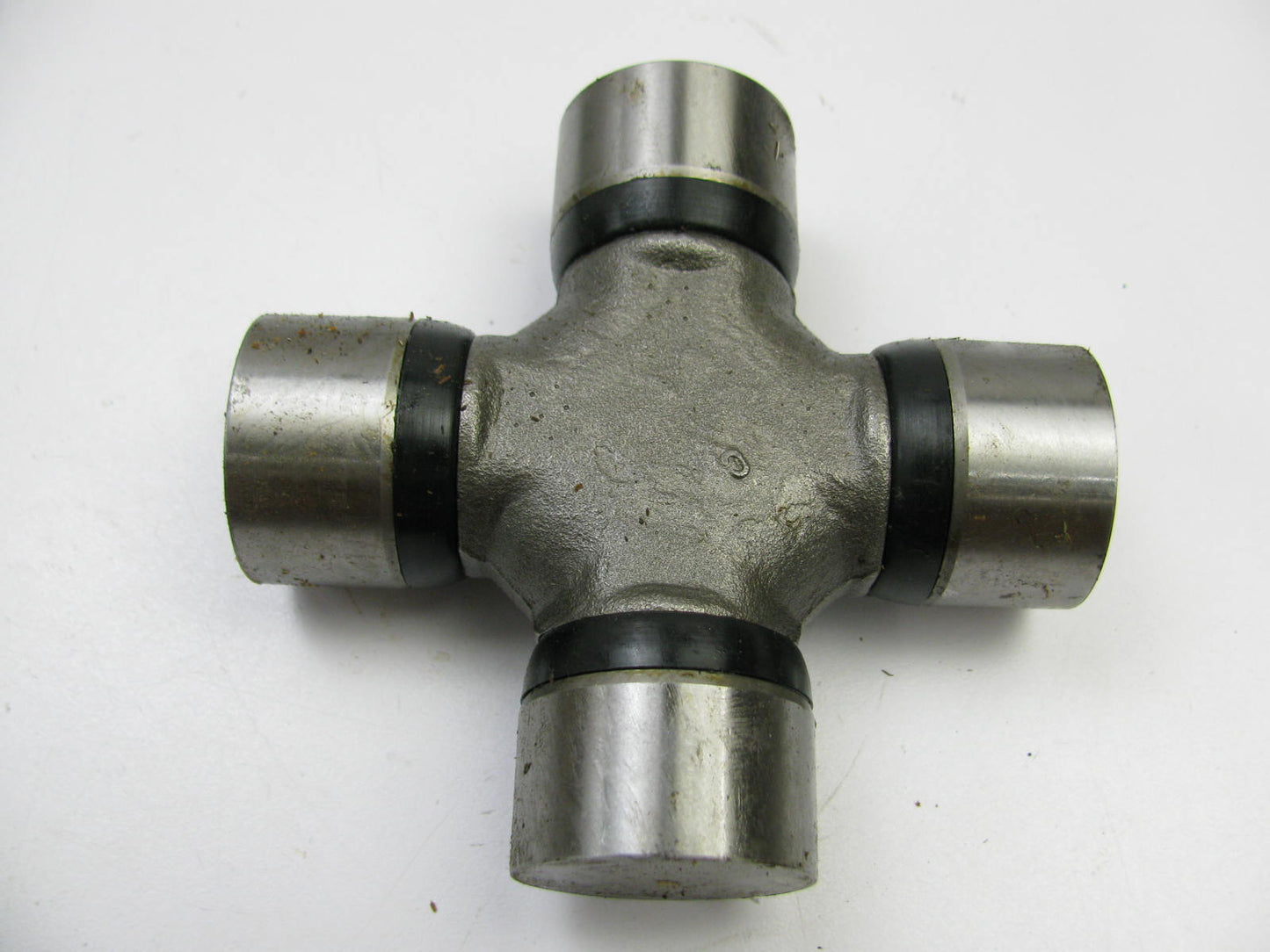 Chicago UJ461 U-Joint Universal Joint - Isuzu 1.378'' Bearing 4.092'' Outside Lock