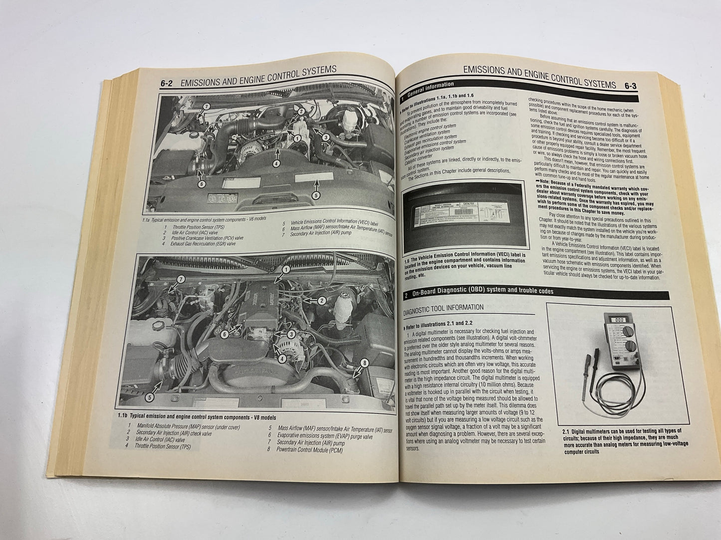 Chilton 28625 Repair Manual 1999-06 Full Size GM Trucks - USED