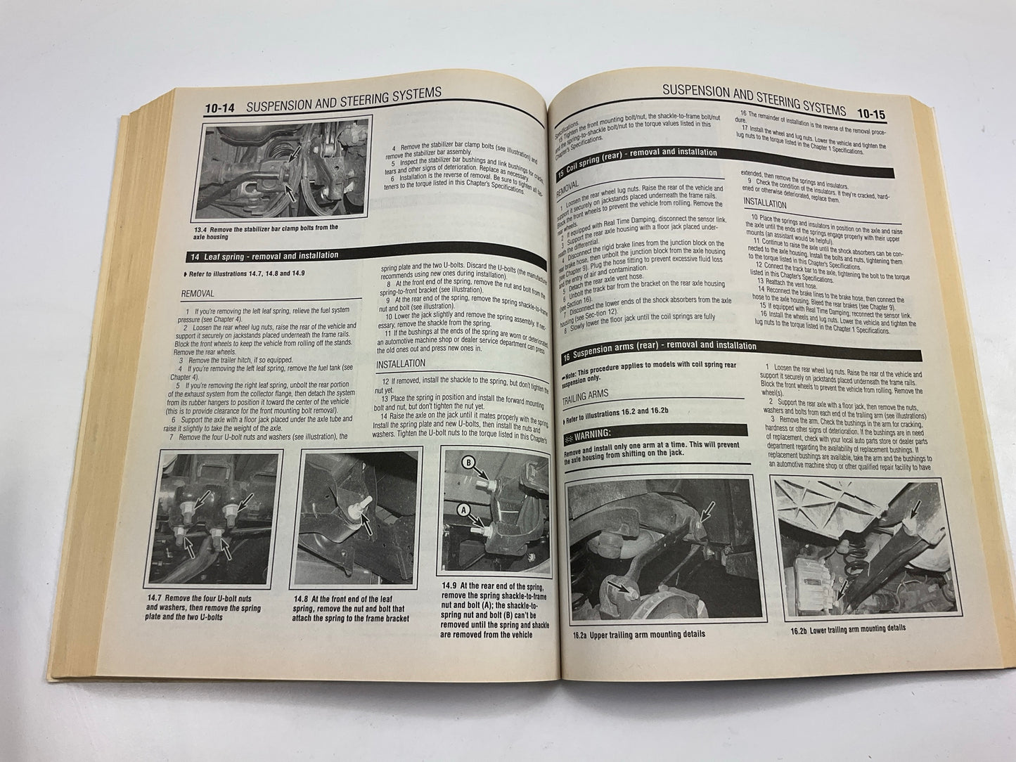 Chilton 28625 Repair Manual 1999-06 Full Size GM Trucks - USED