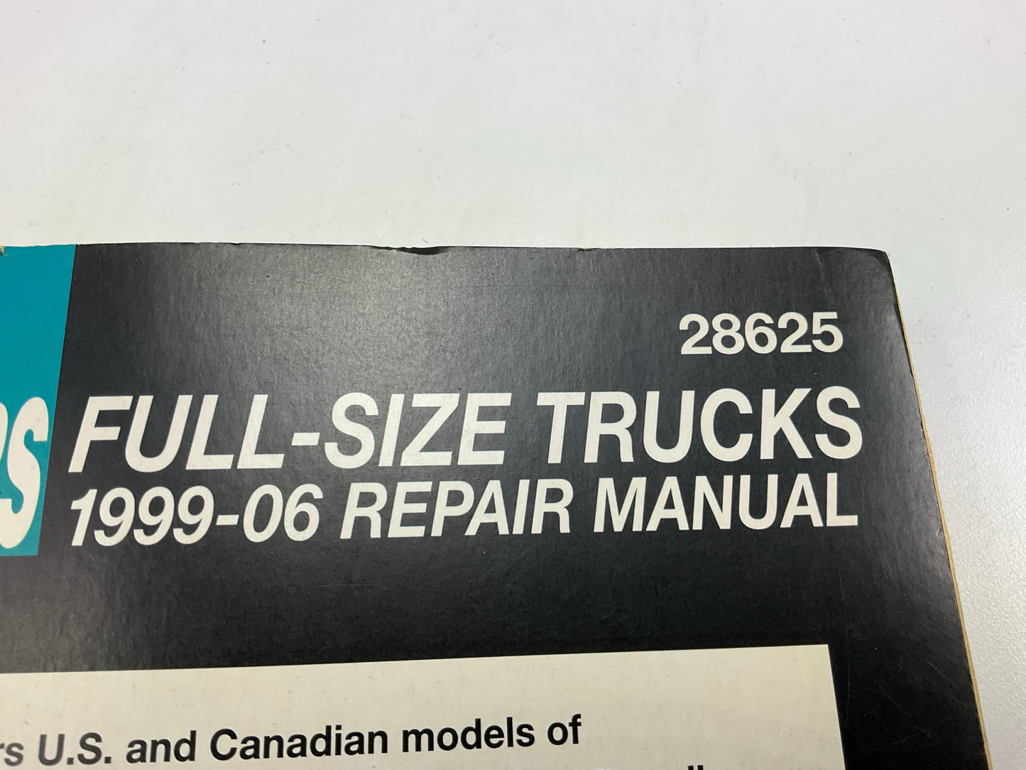 Chilton 28625 Repair Manual 1999-06 Full Size GM Trucks - USED