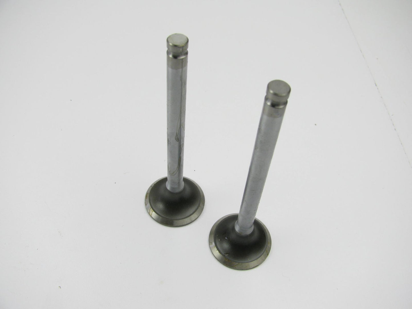 (2) Clevite 211-2329 Engine Exhaust Valves - 1972-1975 Chevrolet LUV 1.8L PICKUP