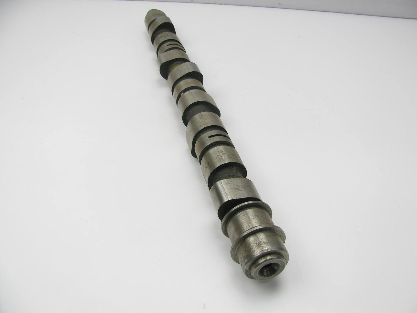 Clevite 77 812 Engine Camshaft For 1981-1987 Chrysler 2.2L 2.5L-L4
