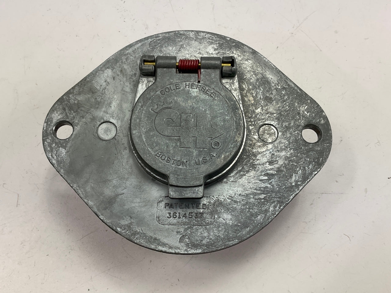 Cole Hersee 12061 7 Pole 20 Amp Socket Circuit Breaker