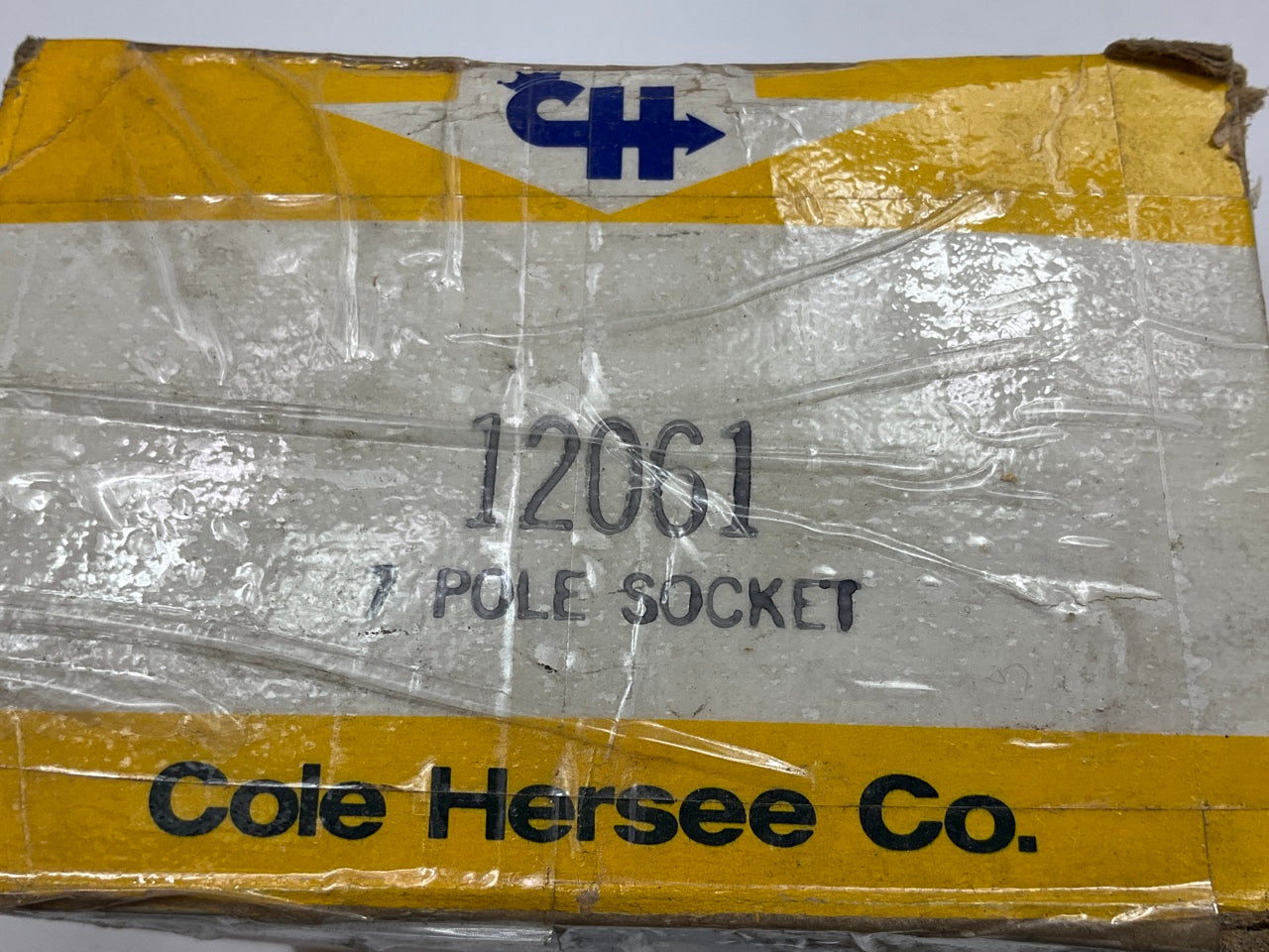Cole Hersee 12061 7 Pole 20 Amp Socket Circuit Breaker