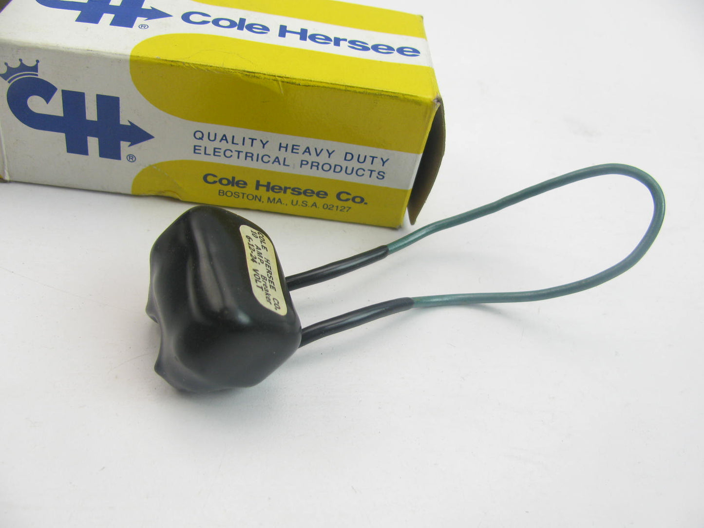 Cole Hersee 30063-10 Circuit Breaker 10 Amp 12V