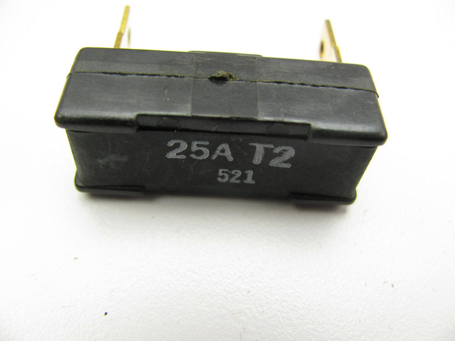 Cole Hersee 30403-25 Circuit Breaker For Mack Truck - Type 2 12V 25 Amp
