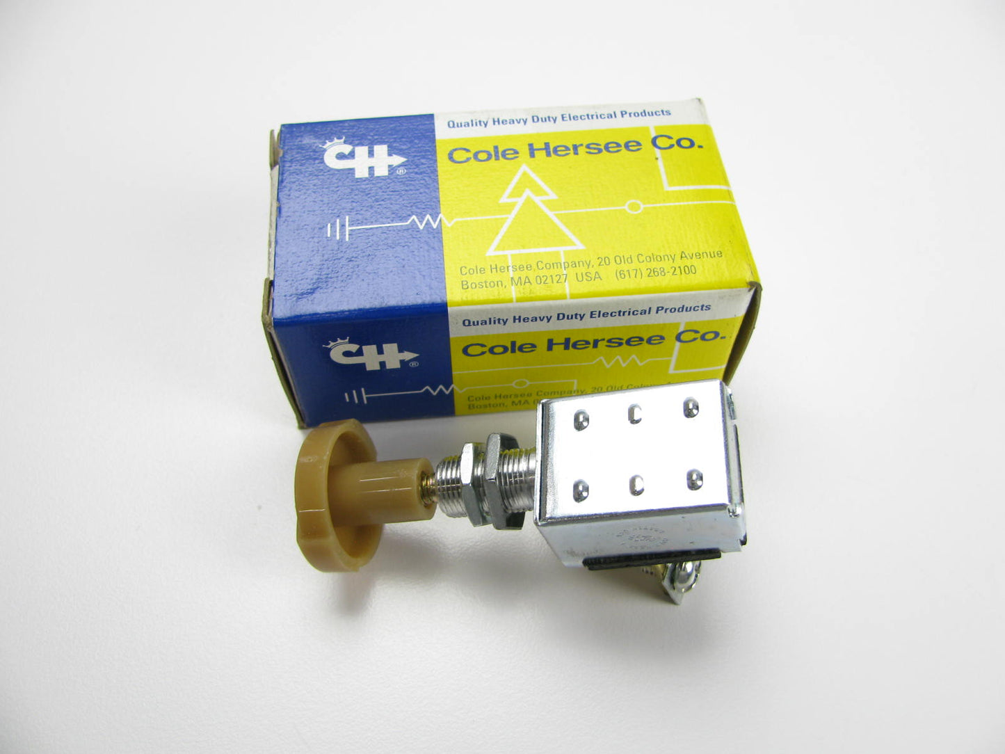Cole Hersee 5007 SPST  Push-pull Switch 10 Amps 12V  2-terminals