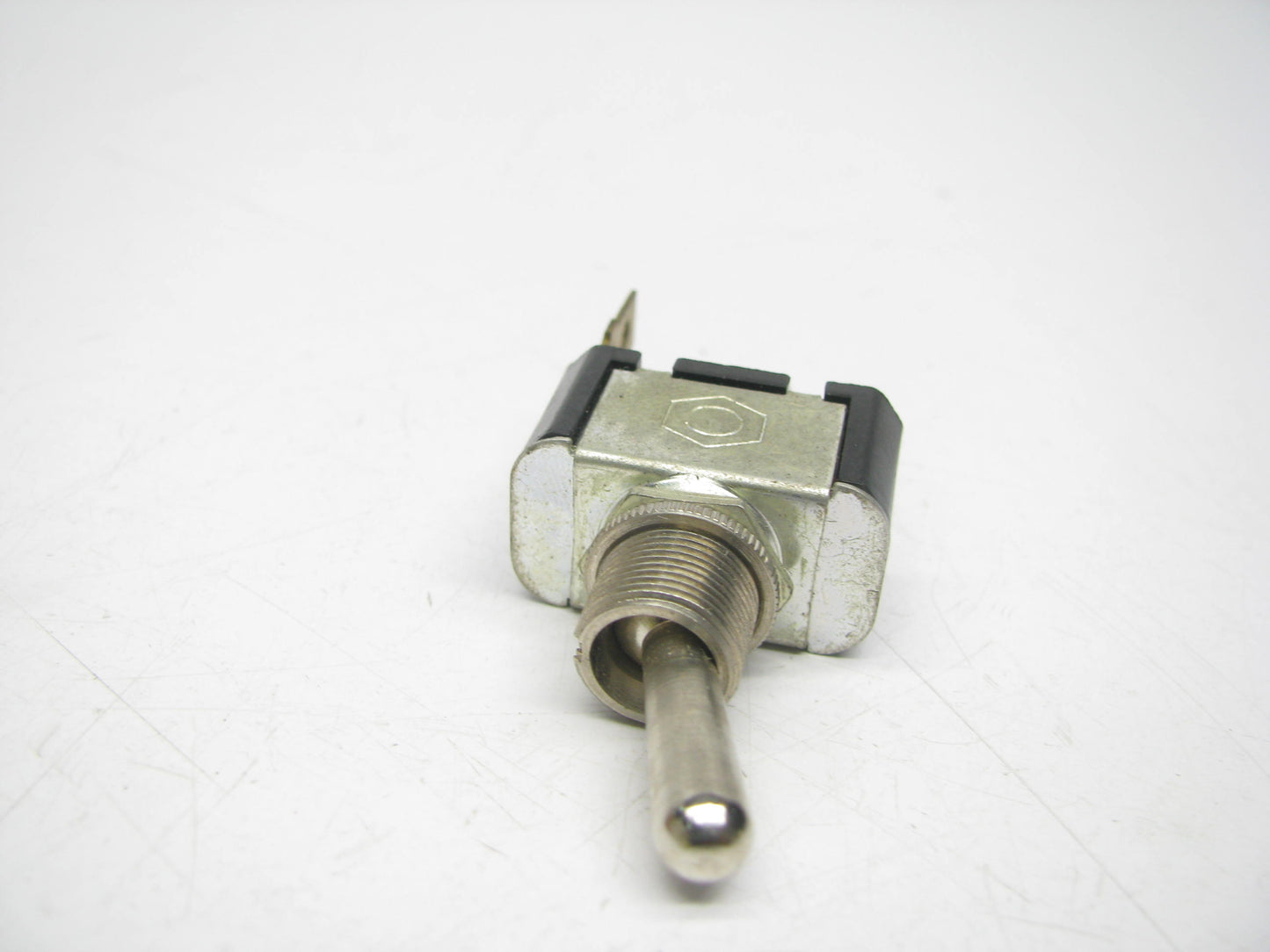 Cole Hersee 55023 Heavy Duty SPST On-Off Toggle Switch, 2-position