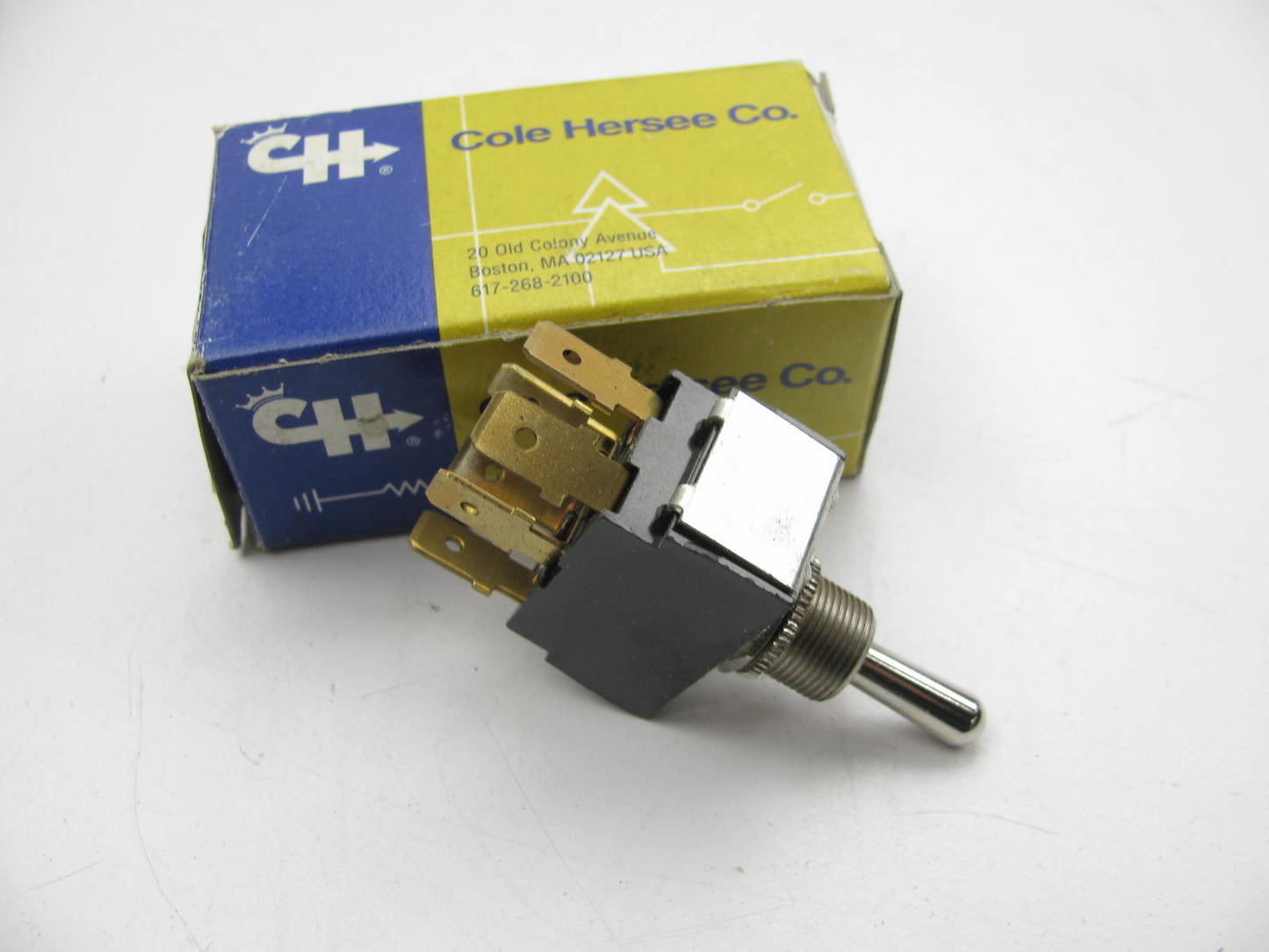 Cole Hersee 55081 Universal Toggle Switch - DPDT MOM ON/OFF/ON 6 Blade