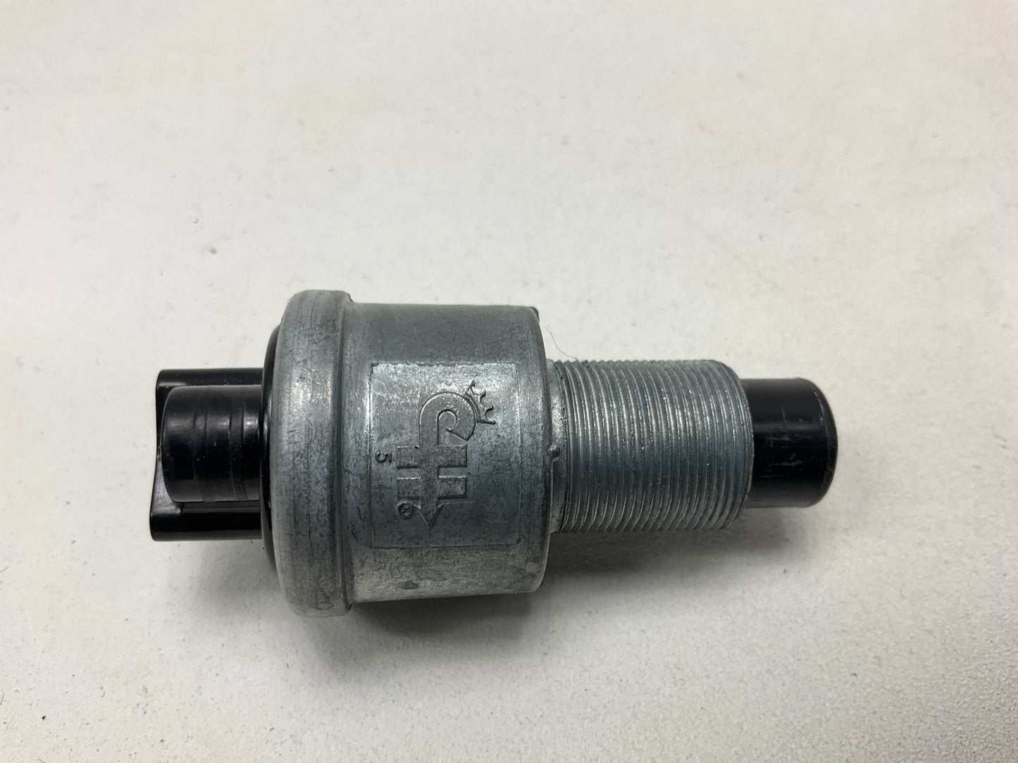 Cole Hersee 9245 Heavy Duty Momentary Push-Button Switch, 5/8'' Hole