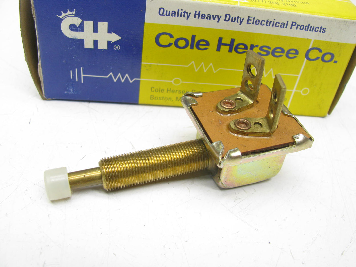 Cole Hersee M-914-01 Marine Momentary Push Button Switch
