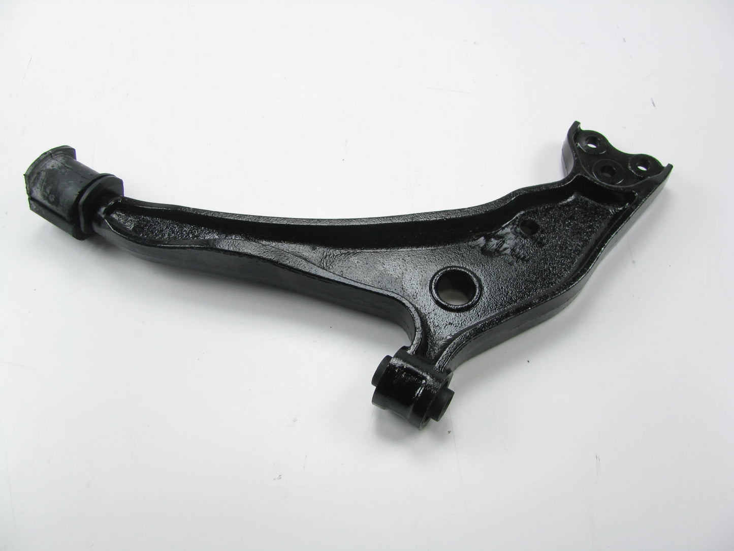 Coletech CA30442 Front Right Lower Control Arm For 1999-02 Villager & Quest
