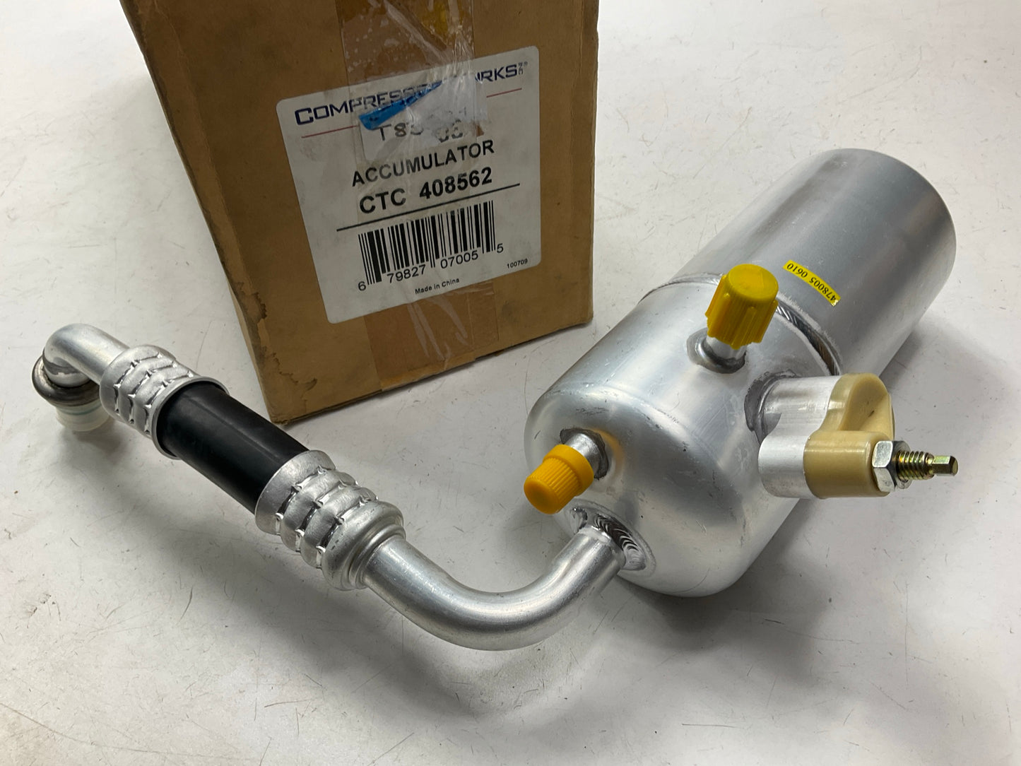 Compressor Works 408562 A/C Accumulator With Hose Assembly