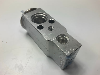 Compressor Works 759087 A/C Expansion Valve For 2001-2006 Hyundai Santa Fe
