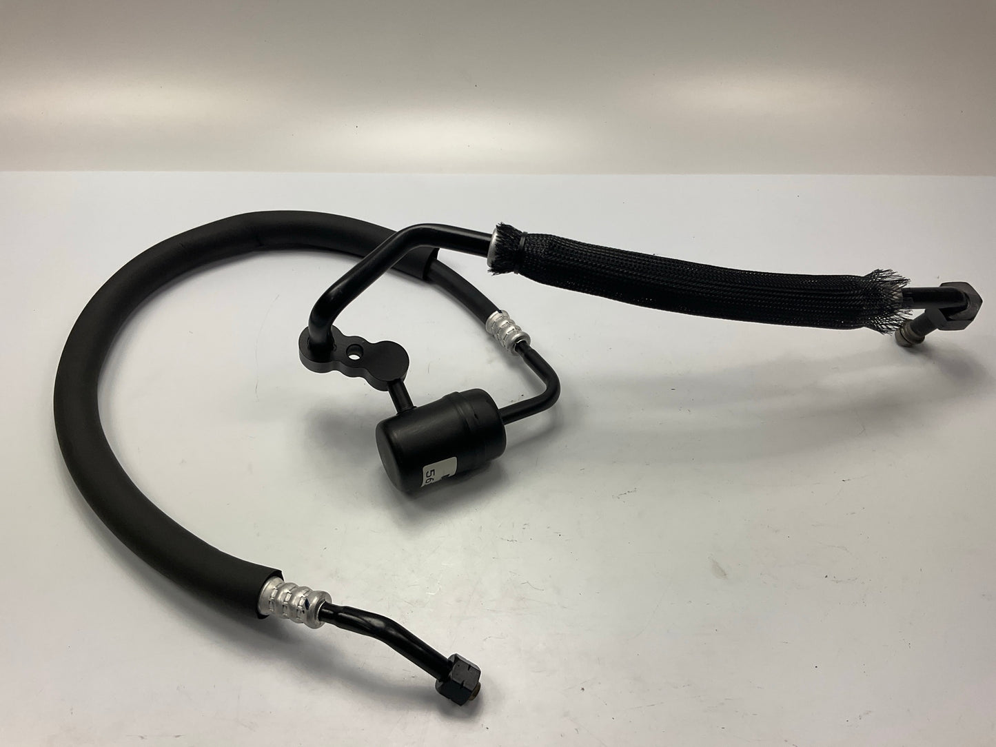Compressor Works T56174 A/C Manifold Refrigerant Discharge Hose