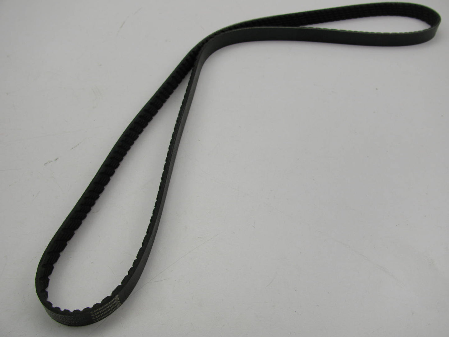 Continental 4050315 Serpentine Belt - .667'' X 32.25'' - 5 Ribs