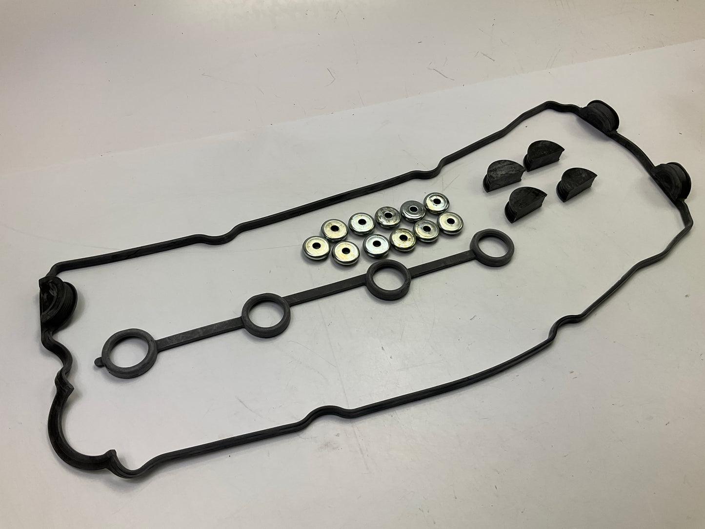Corteco 19713 Valve Cover Gasket For 1993-1997 Nissan Altima 2.4L KA24DE
