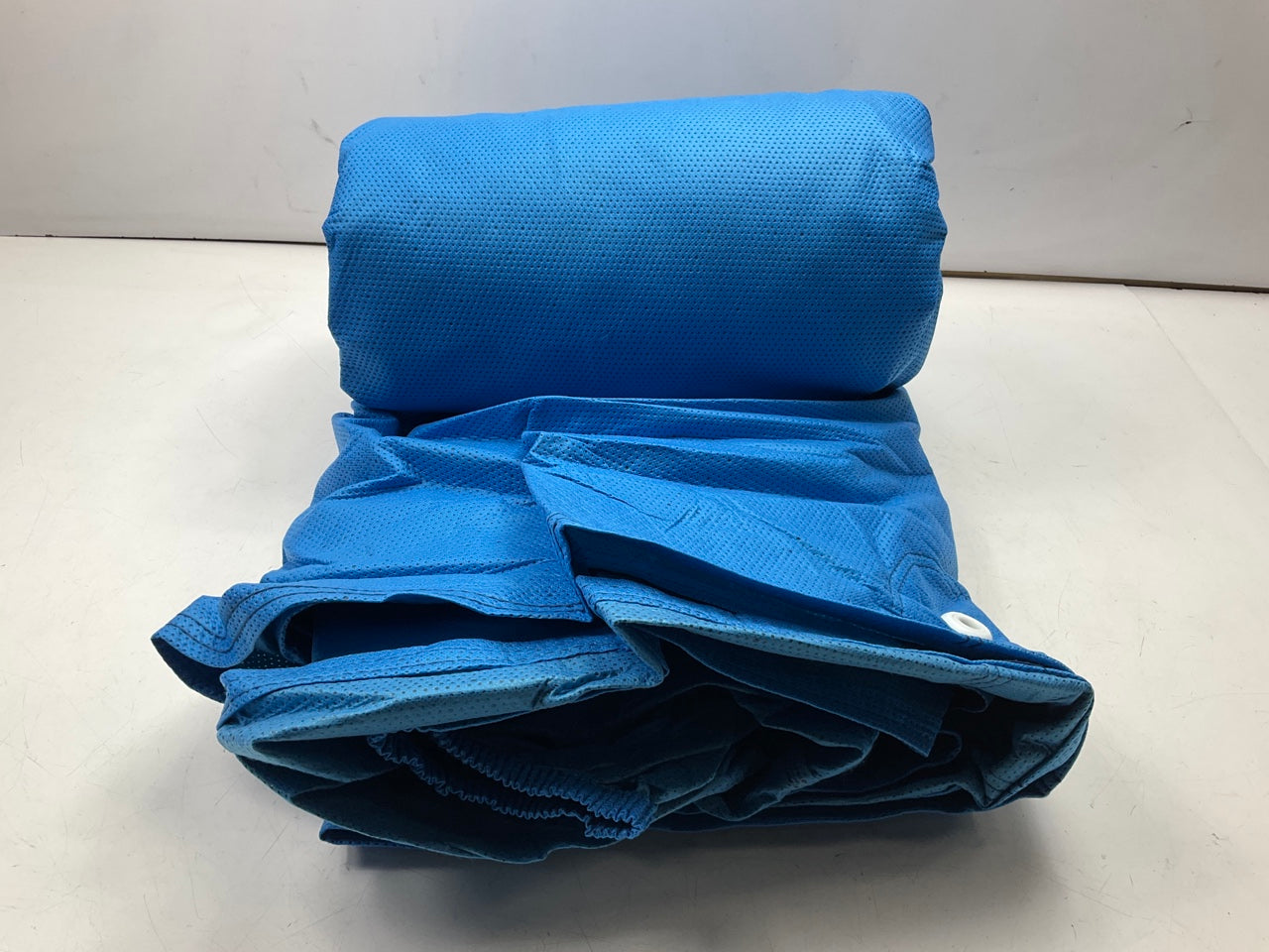 Coverite 16741 Aerotech Car Cover For Hatchback / Wagon Up To 12'11 Long